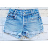 roll up vintage levis jean shorts and American crop top